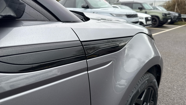 Land Rover Range Rover Evoque 2.0 P250 R-Dynamic SE 5dr Auto Petrol Hatchback